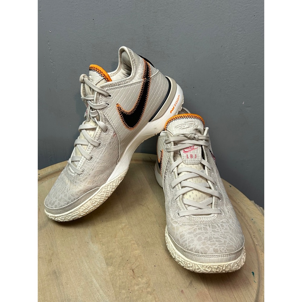 Nike LeBron Witness 7 VII‎ Basketball Shoes Sneakers DR8784-100 Beige Orange